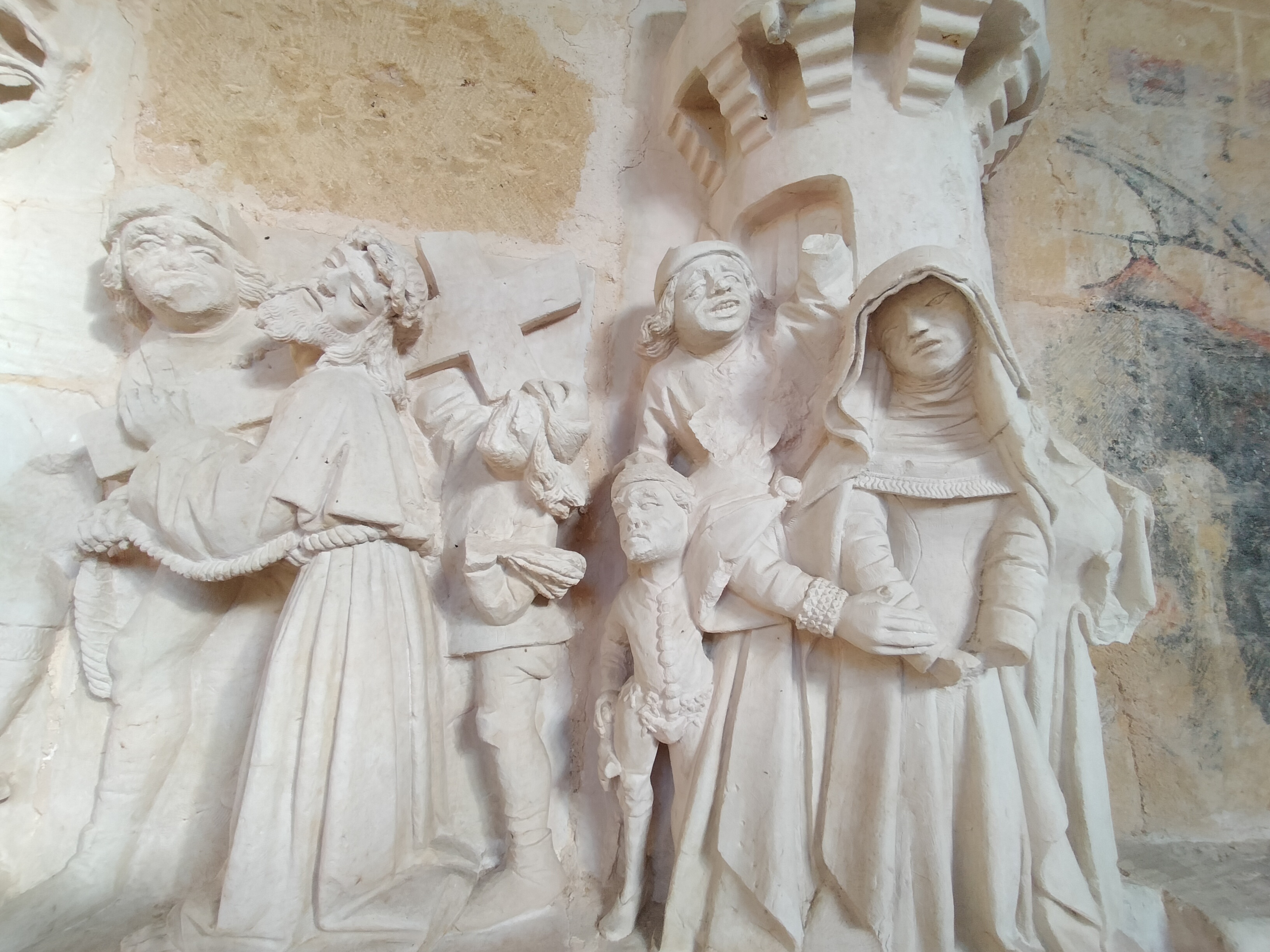 VISITES Le Cloitre de l' ABBAYE de CADOUIN