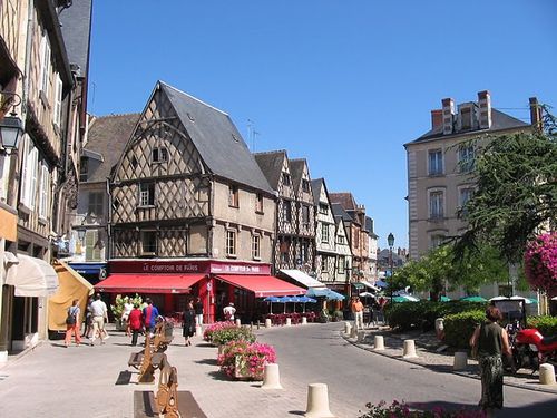  Bourges